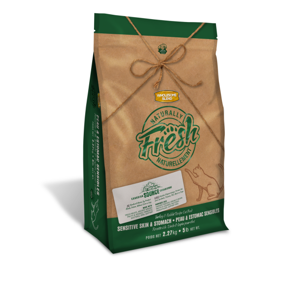 Wholesome Blend Naturally Fresh Turkey & Rabbit Senstitive Skin & Stomach Dry Cat Food
