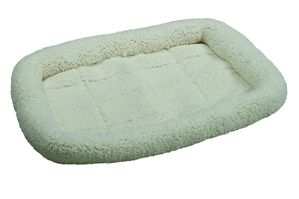 Smart Pet Love Simply Essential Ultra-Soft Dog Bed, Off-White