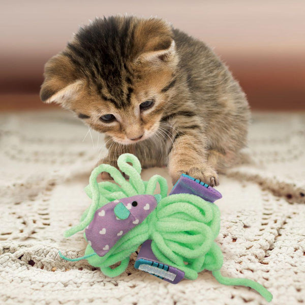 KONG Pull-A-Partz Yarnz Cat Toy, Assorted