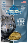 Blue Buffalo Wilderness Trail Treats Friandises d’entraînement pour chiens au poulet Wild Bits Sans céréales, 4 oz