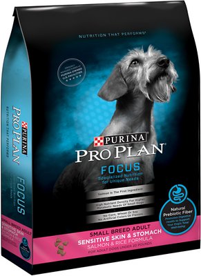 Purina Pro Plan Focus Petite Race Adulte Peau Sensible & Estomac Sensible Croquettes pour chien