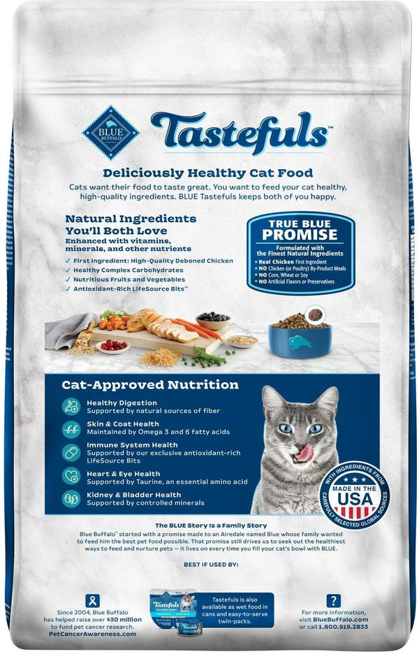 Blue Buffalo BLUE Tastefuls Poulet d'intérieur et Riz brun Croquettes pour chats adultes