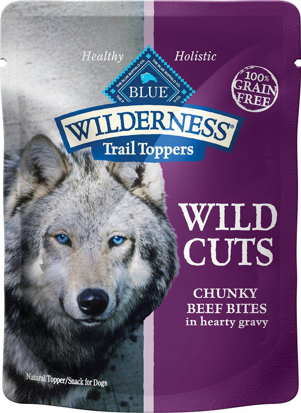 Blue Buffalo Wilderness Trail Toppers Wild Cuts Morceaux épais de bœuf en sauce riche Garniture sans céréales pour croquettes pour chien